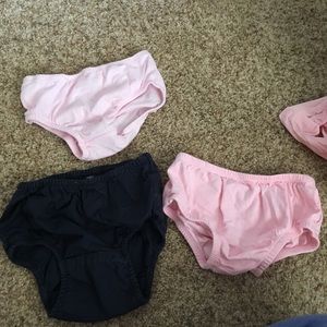 Under Roos and stockings.